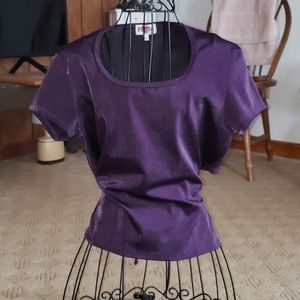 Fragile purple apron type blouse